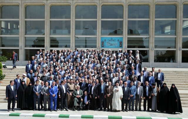 40 سالگی انقلاب و عملکرد مجلس شورای اسلامی