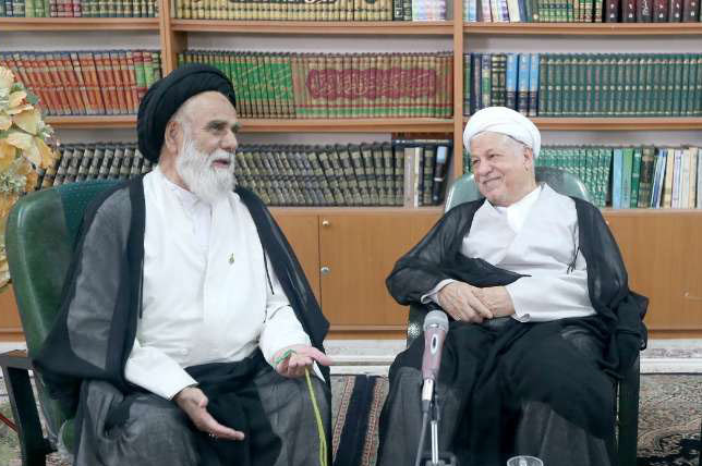 جوان گرائی، گامی برای بازگشت مردم به نماز جمعه جوان گرائی، گامی برای بازگشت مردم به نماز جمعه