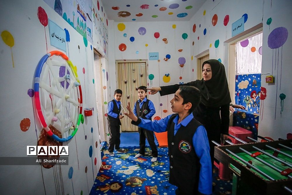 به شاداب‌ترین مدرسه جنوب تهران خوش آمدید