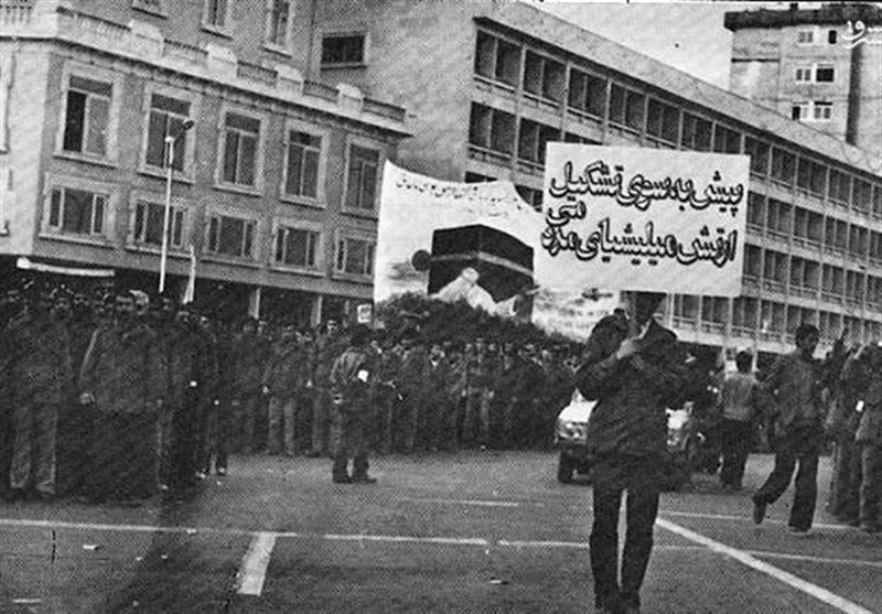 چگونه سازمان سر از جنگ مسلحانه علیه انقلاب در آورد؟ چگونه سازمان سر از جنگ مسلحانه علیه انقلاب در آورد؟