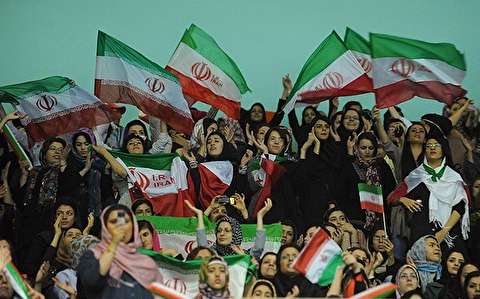 زنان گزینشی! به ورزشگاه بروید و آبروی فوتبال را بخرید!