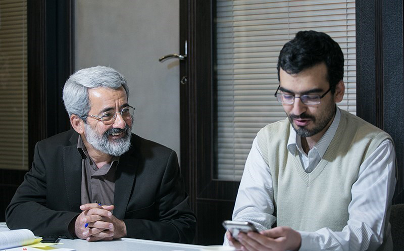 گزارشی از یک نشست جنجالی درباره نقش بیت و دفتر در مواضع آیت‌الله منتظری