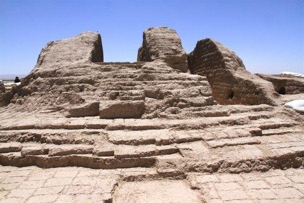 یادگار مادها هنوز بوی پتروشیمی میدهد