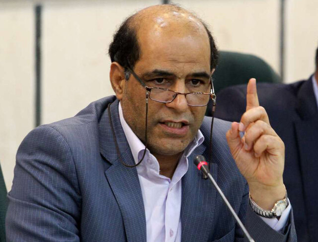 موضوع ضرب و جرح معلم یزدی پیگیری می‌شود