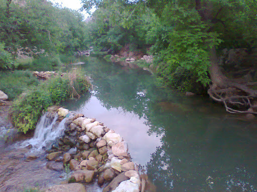 پای گردشگران به