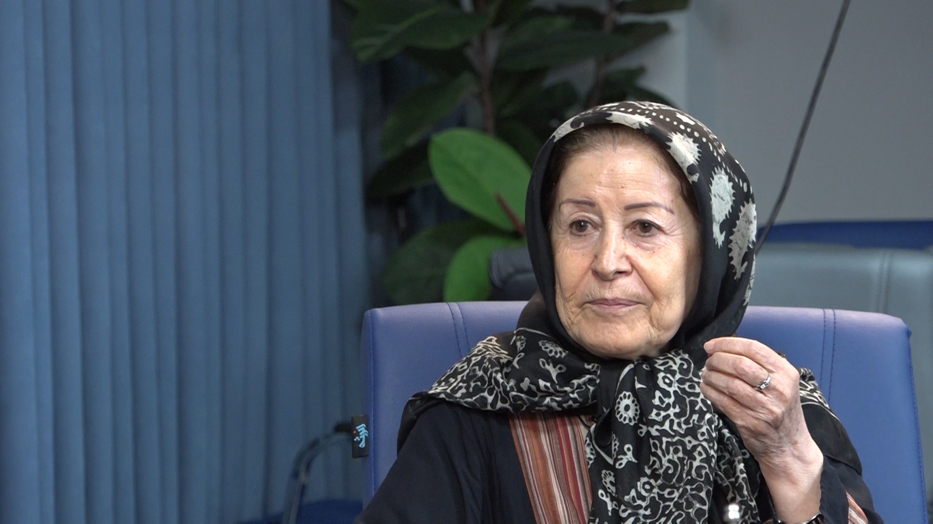 کودکان زباله نیستند/ ۴۰ سال اشتباه بس نیست! کودکان زباله نیستند/ ۴۰ سال اشتباه بس نیست!