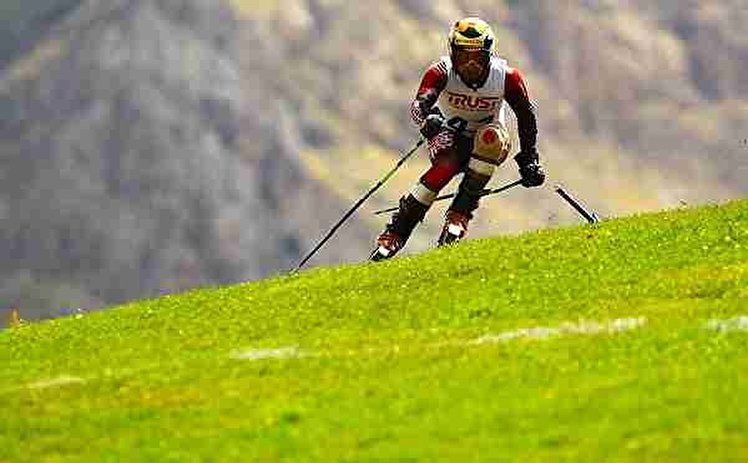 آغاز رقابت‌های اسکی روی چمن قهرمانی جهان به میزبانی دیزین