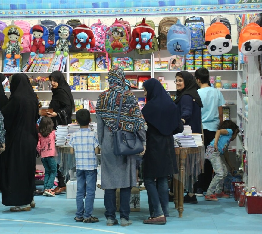 افتتاح ۲ نمایشگاه نوشت‌افزار ویژه بازگشایی مدارس در یزد