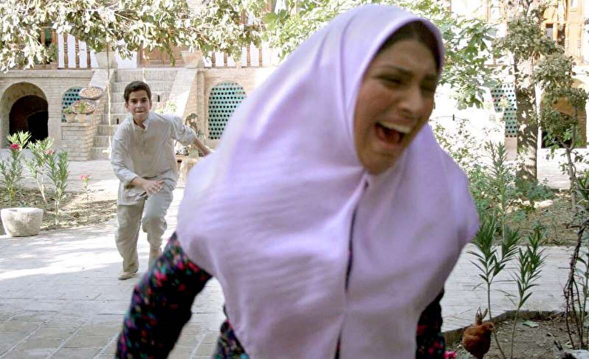 خانه پدری؛ سرگذشت یک ویرانه میان بیراهه ها خانه پدری؛ سرگذشت یک ویرانه میان بیراهه ها