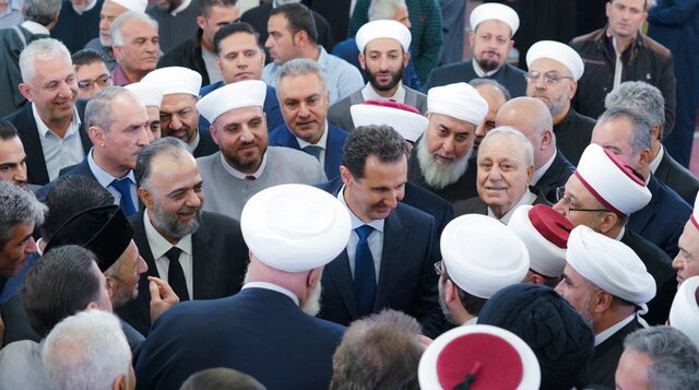حضور بشار اسد در مراسم جشن میلاد پیامبر اکرم (ص) در مسجد دمشق