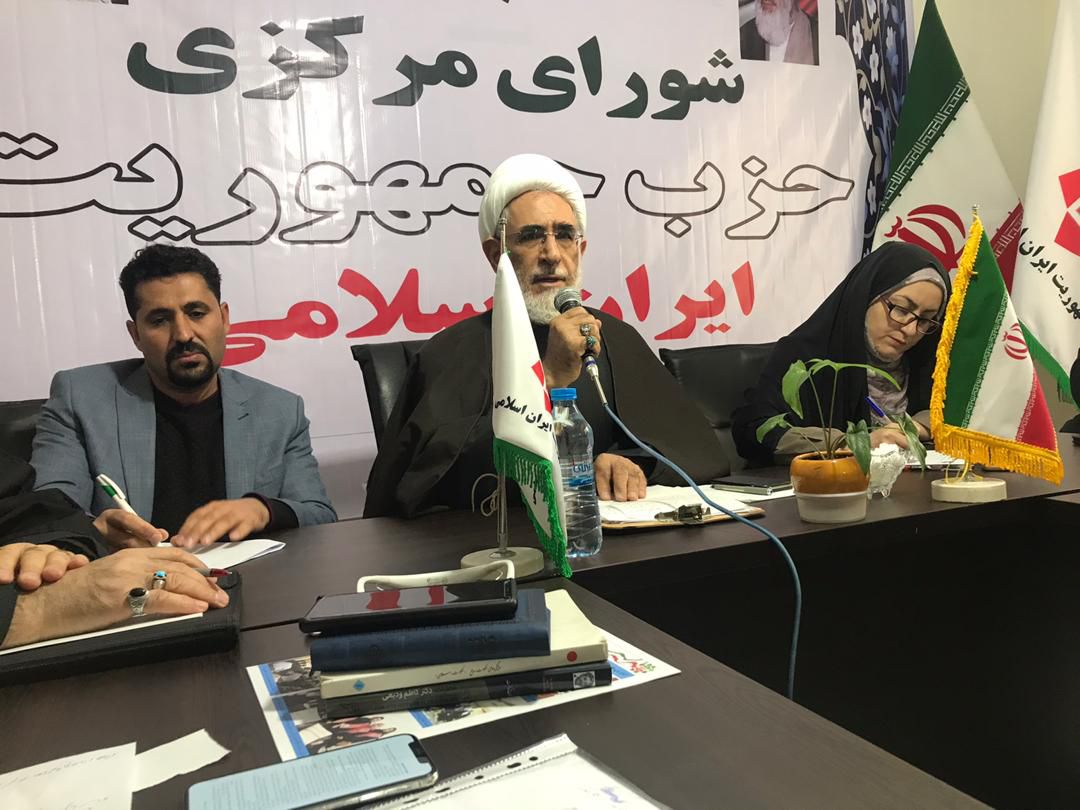 معیار تهیه «لیست امید» در شورای سیاستگذاری، حمایت از دولت روحانی بود