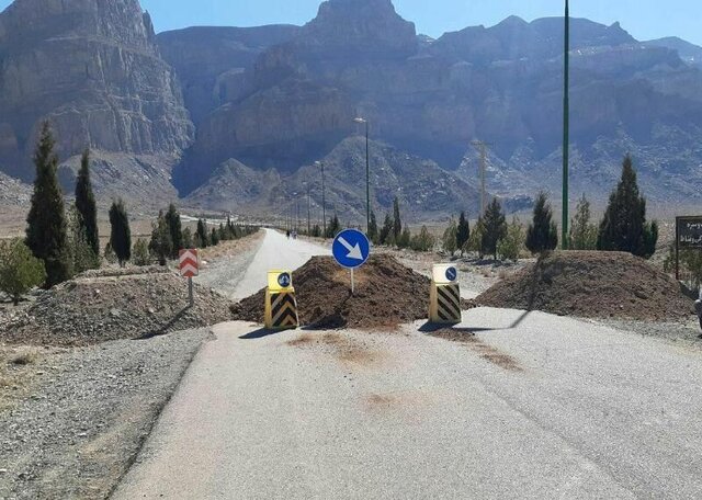 انسداد راههای ارتباطی «سیاهگله» اسدآباد به «سوتپه» قروه