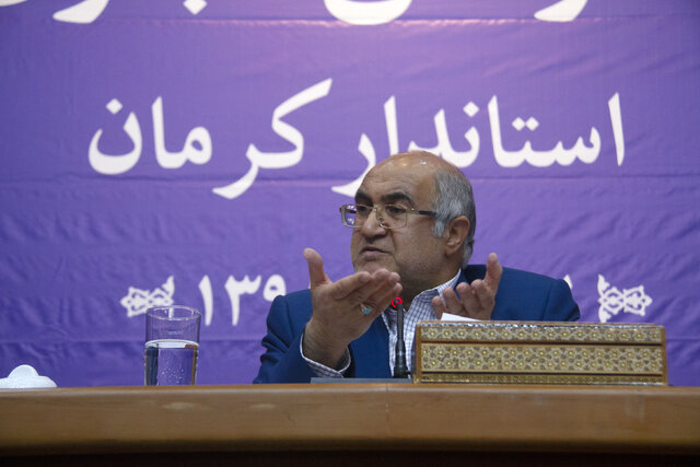 استاندار کرمان: استان تا روز شنبه در حالت آماده باش کامل/لغو مرخصی مدیران و فرمانداران