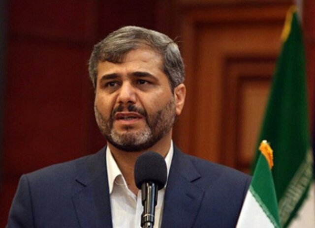 دادستان تهران خبر داد: محاکمه ۹ مدیر بانک دی/ بازداشت ۴۴ فعال فضای مجازی