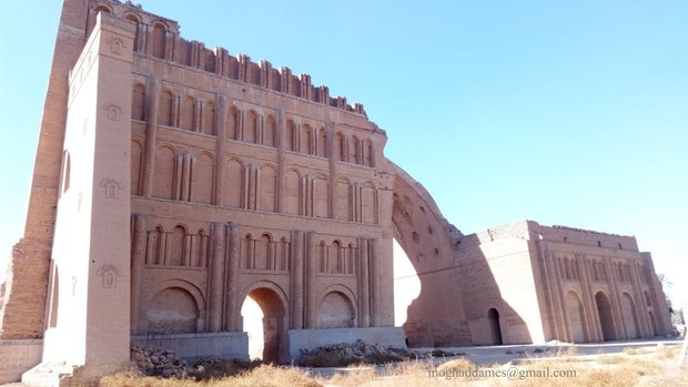 بخشی از طاق کسری فرو ریخت بخشی از طاق کسری فرو ریخت