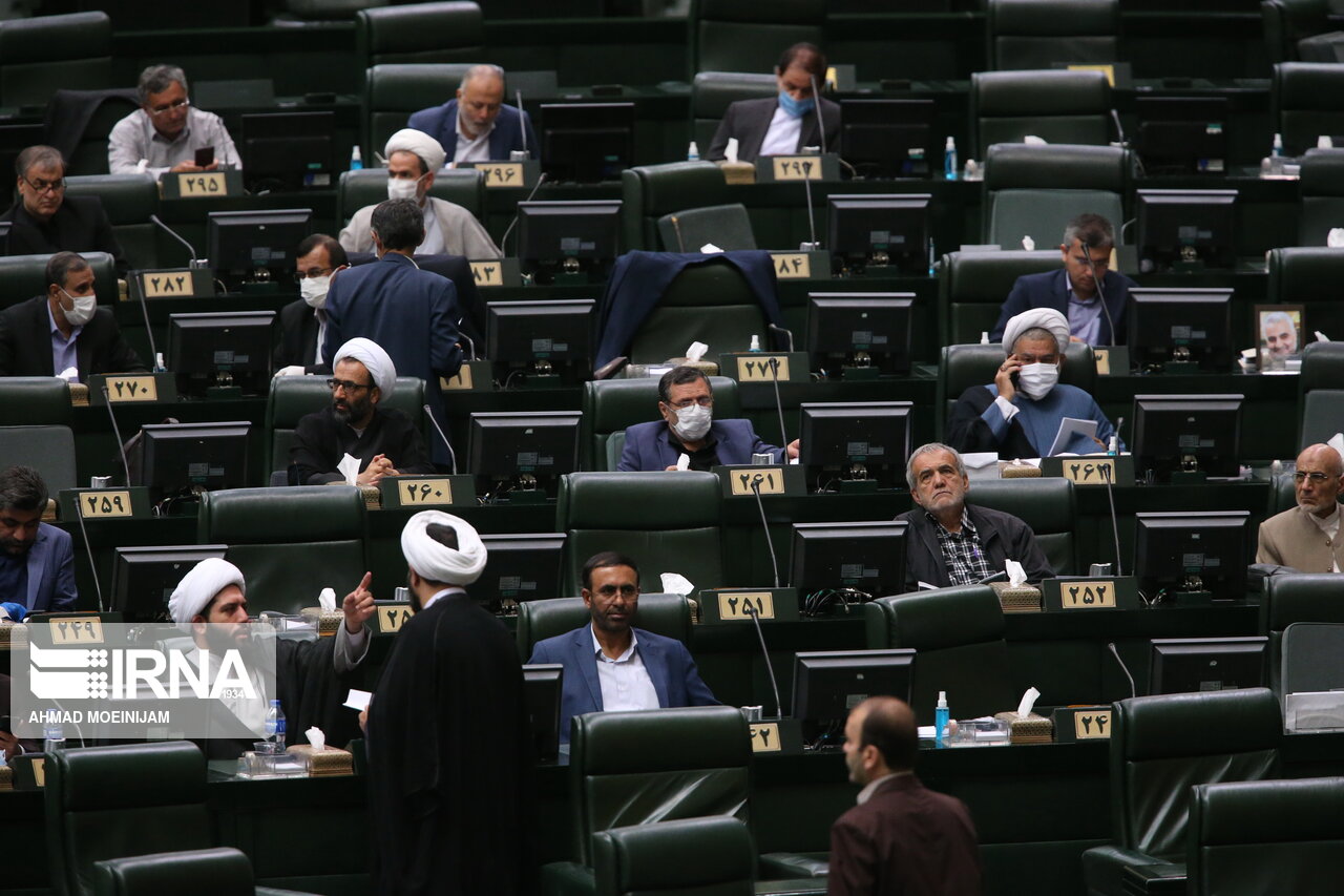 سخنگوی کمیسیون حقوقی و قضایی مجلس:نقش قضاوتی شوراهای حل اختلاف حذف میشود سخنگوی کمیسیون حقوقی و قضایی مجلس:نقش قضاوتی شوراهای حل اختلاف حذف میشود