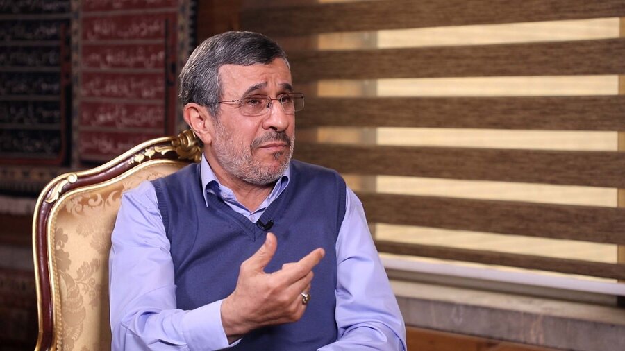 احمدینژاد: برای توزیع یارانه تهدید به زندان شدم/ گفتم یارانه پول امام زمان است چون... احمدینژاد: برای توزیع یارانه تهدید به زندان شدم/ گفتم یارانه پول امام زمان است چون...