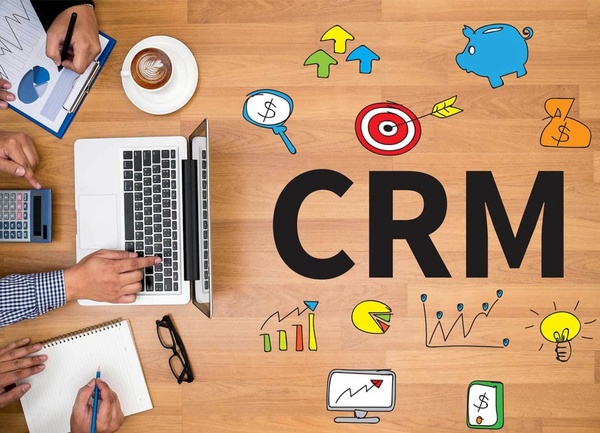 CRM چیست؟ CRM چیست؟