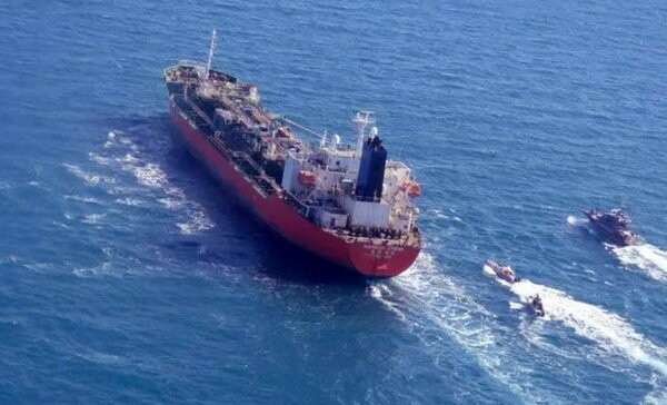 خطیب زاده:برخی خدمه کشتی کره‌ای اجازه خروج از ایران را دریافت کردند/ کره بر پرداخت هر چه سریع‌تر پول‌های ایران تاکید کرد
