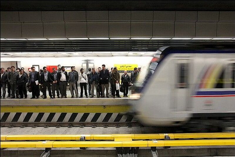 خدمات مترو تهران در روز ۲۲ بهمن رایگان است