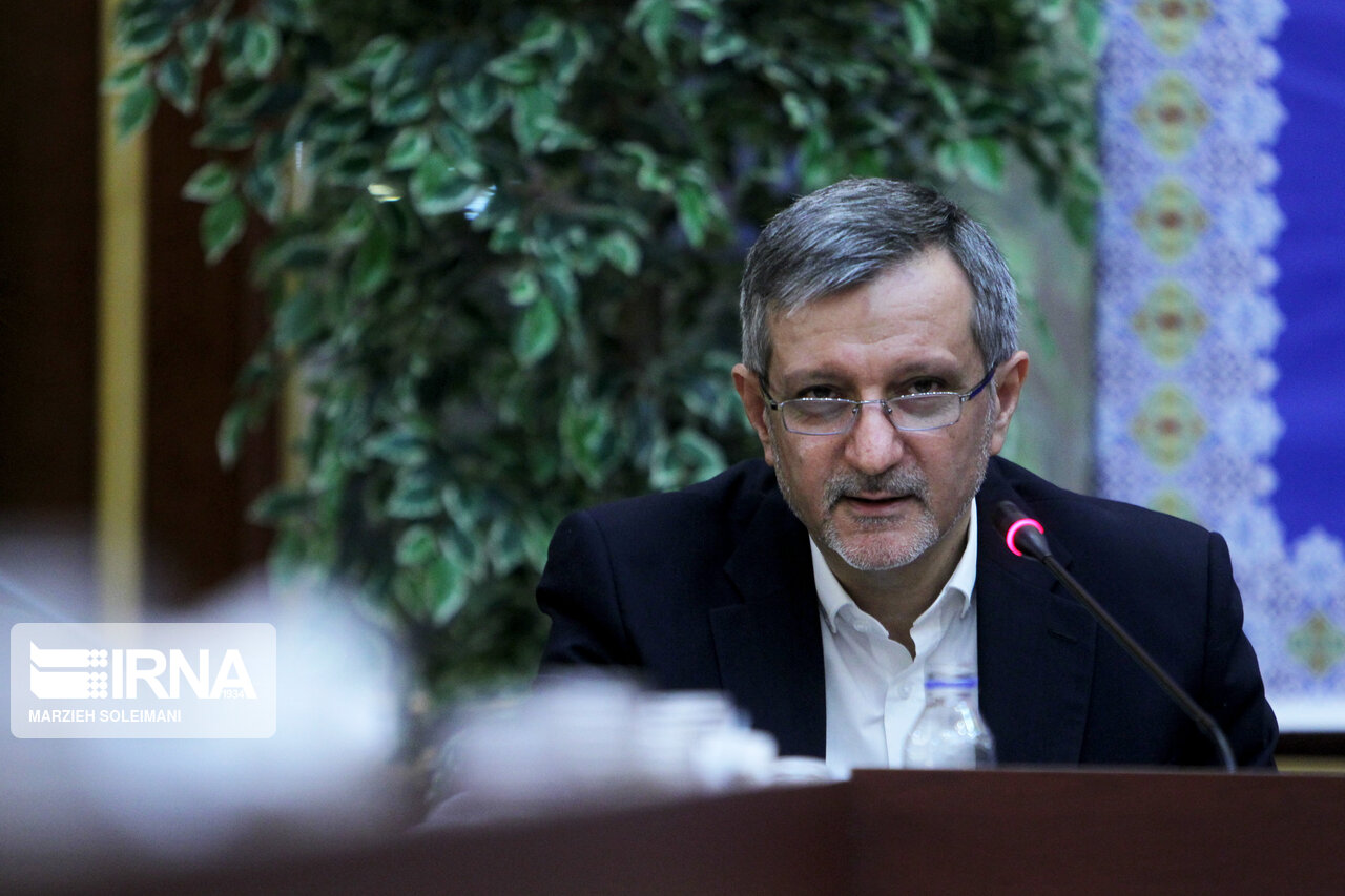 معاون آموزشی وزیر علوم:کلاسهای عملی در برخی مناطق حضوری برگزار میشود معاون آموزشی وزیر علوم:کلاسهای عملی در برخی مناطق حضوری برگزار میشود