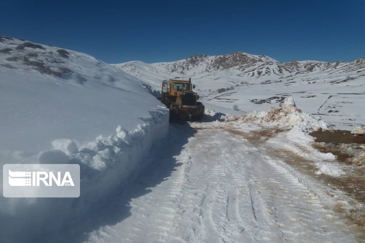 مدیر کل مدیریت بحران: راه ارتباطی ۶۰۰ روستای لرستان مسدود است