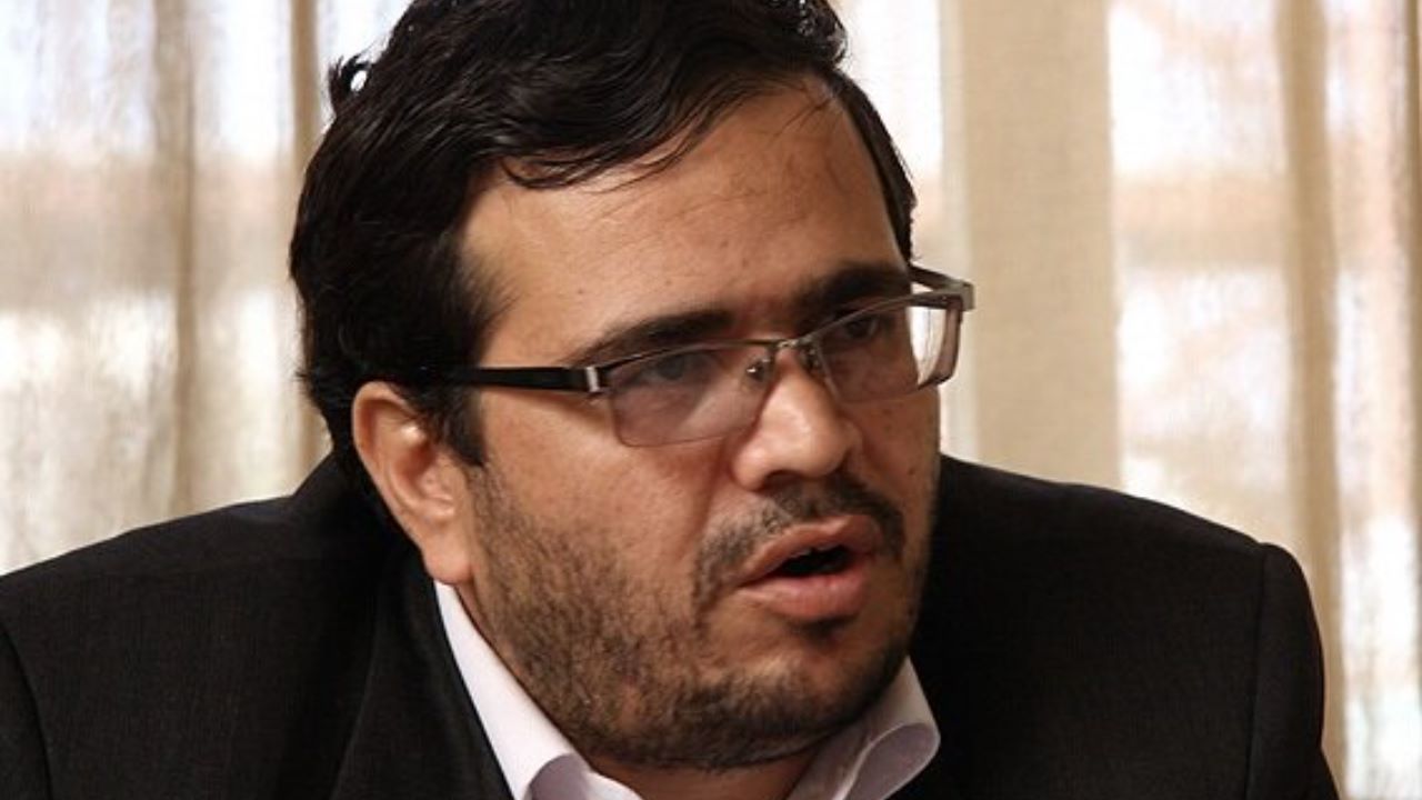 عنابستانی بدون پذیرش سیلی زدن به سرباز عذرخواهی کرد+ ویدئو