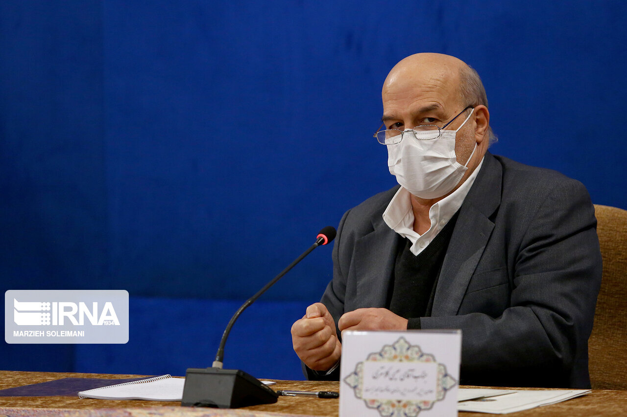 کلانتری: فروش خودروهای بدون مجوز محیط زیست غیرقانونی است کلانتری: فروش خودروهای بدون مجوز محیط زیست غیرقانونی است