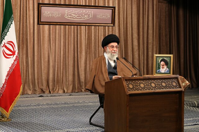 رهبری: انقلاب عظیم اسلامی در ایران مضمون بعثت را در دوره معاصر تجدید کرد