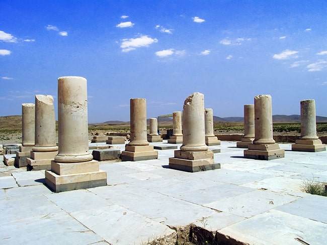 آثار تاریخی که مشعوفتان می کند؛ از دشت لوت تا مجموعه باستانی ساسانی ( نوروزی) آثار تاریخی که مشعوفتان می کند؛ از دشت لوت تا مجموعه باستانی ساسانی ( نوروزی)