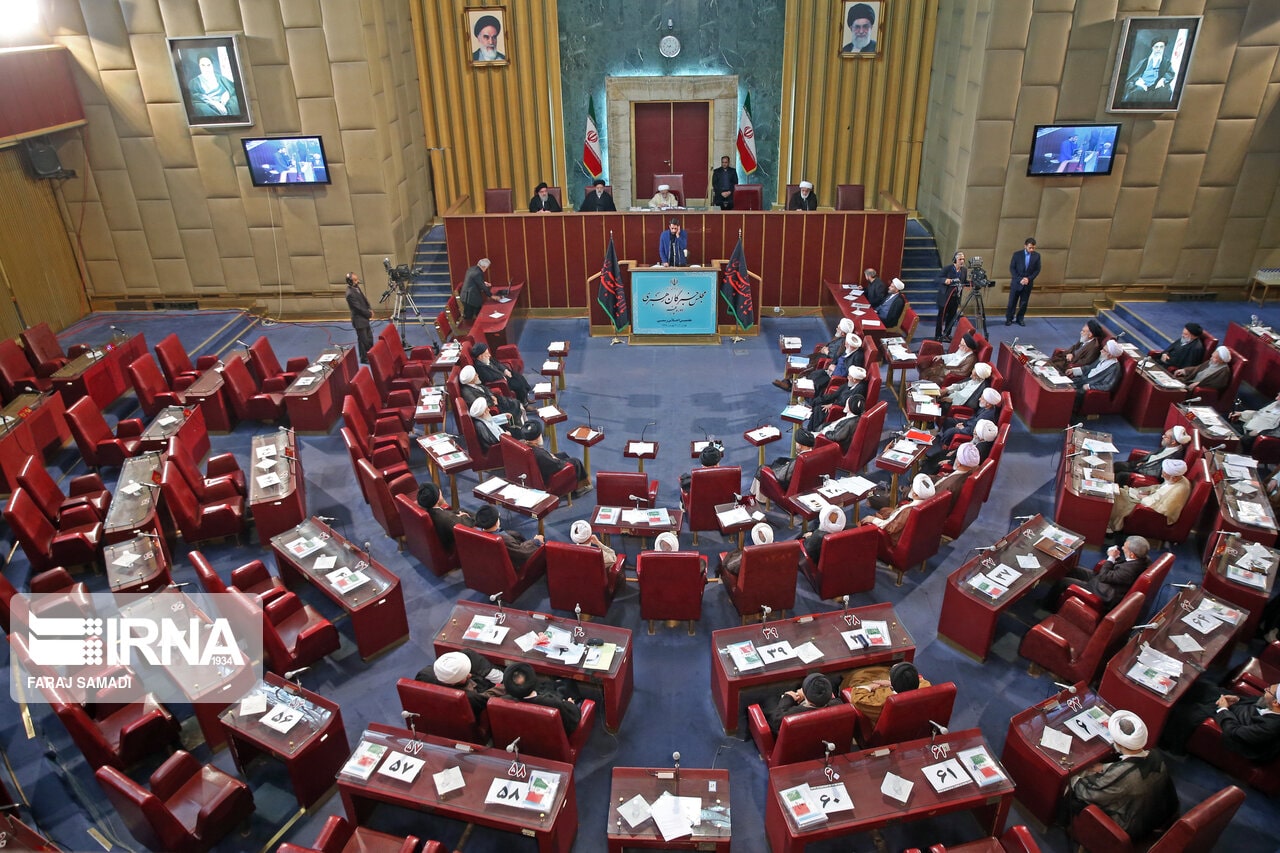 آیت الله جنتی: نمایندگان مجلس به فکر خودشان و دوستانشان نباشند آیت الله جنتی: نمایندگان مجلس به فکر خودشان و دوستانشان نباشند