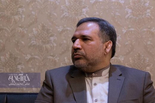 شمس‌الدین حسینی: به احمدی‌نژاد افتخار می‌کنم