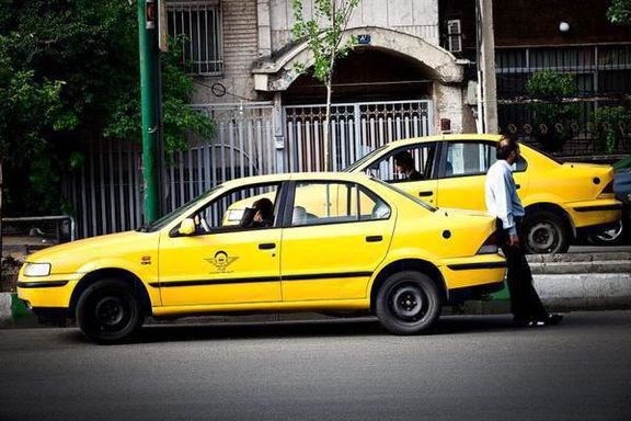 آغاز جنگ اعصاب بین مسافران و راننده تاکسی‌ها؛ مقصر ستاد ملی مقابله با کرونا!/ افزایش چندباره کرایه‌ها به بهانه کرونا