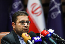 سخنگوی سازمان تعزیرات:خریداران آذویکو تا پایان بهمن به خودرو میرسند سخنگوی سازمان تعزیرات:خریداران آذویکو تا پایان بهمن به خودرو میرسند