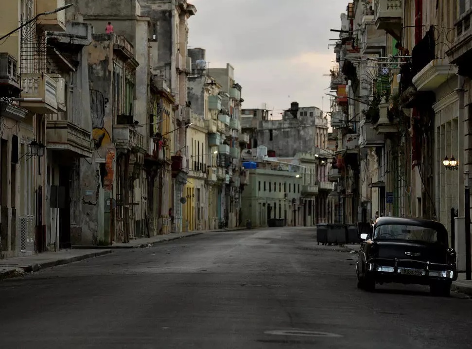 گزارش CNN از محدودیت‌های کرونایی سفت و سخت ۶ ماهه در کوبا: اینجا آدم پر نمی‌زند!