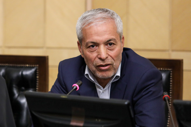 تذکر میرلوحی به شهردار تهران درباره املاک نجومی