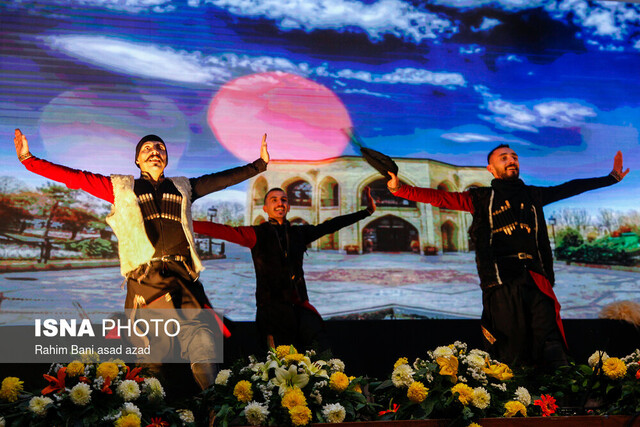 جشنواره موسیقی نواحی به نبود تماشاگران رضایت داد