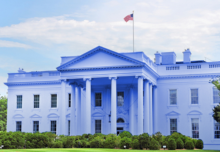 سایه روشن آبی روی کاخ سفید