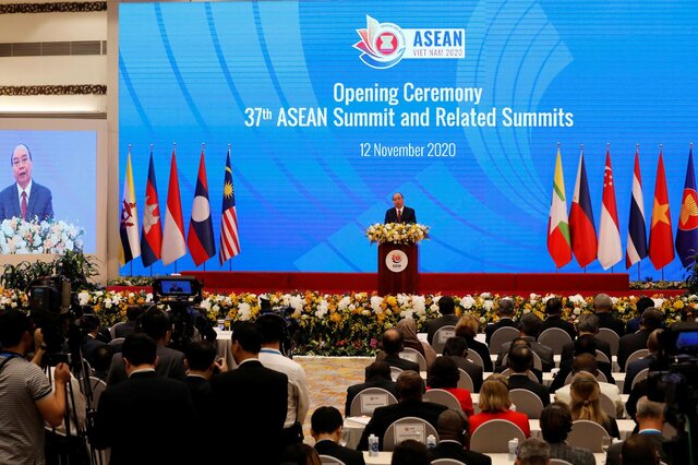 آغاز نشست سران جنوب‌شرق آسیا در سایه رقابت بر سر قدرت