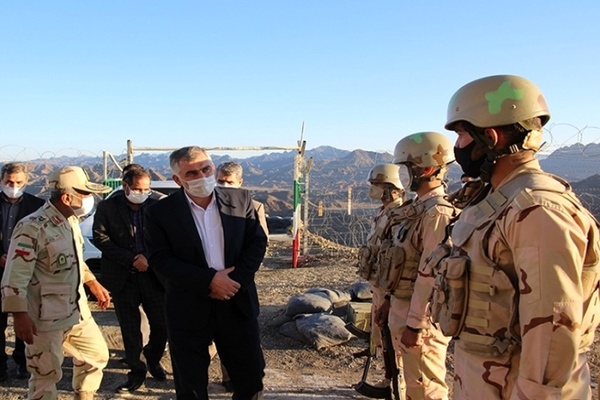 بازدید معاون سازمان قضایی نیروهای مسلح از نوار مرزی استان سیستان و بلوچستان بازدید معاون سازمان قضایی نیروهای مسلح از نوار مرزی استان سیستان و بلوچستان