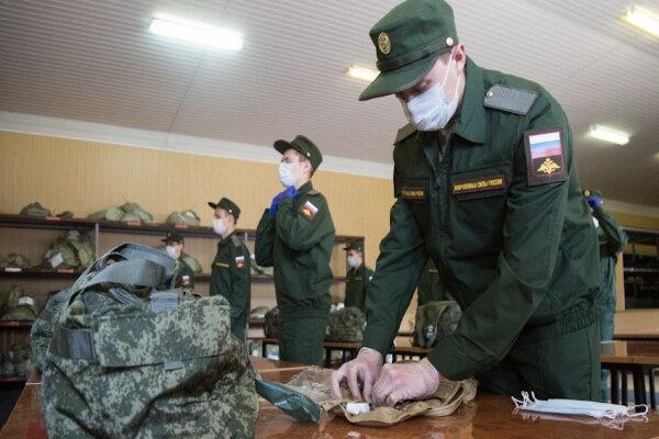 وزیر دفاع روسیه:ارتش روسیه در مقابله با کرونا واکسینه می‌شوند