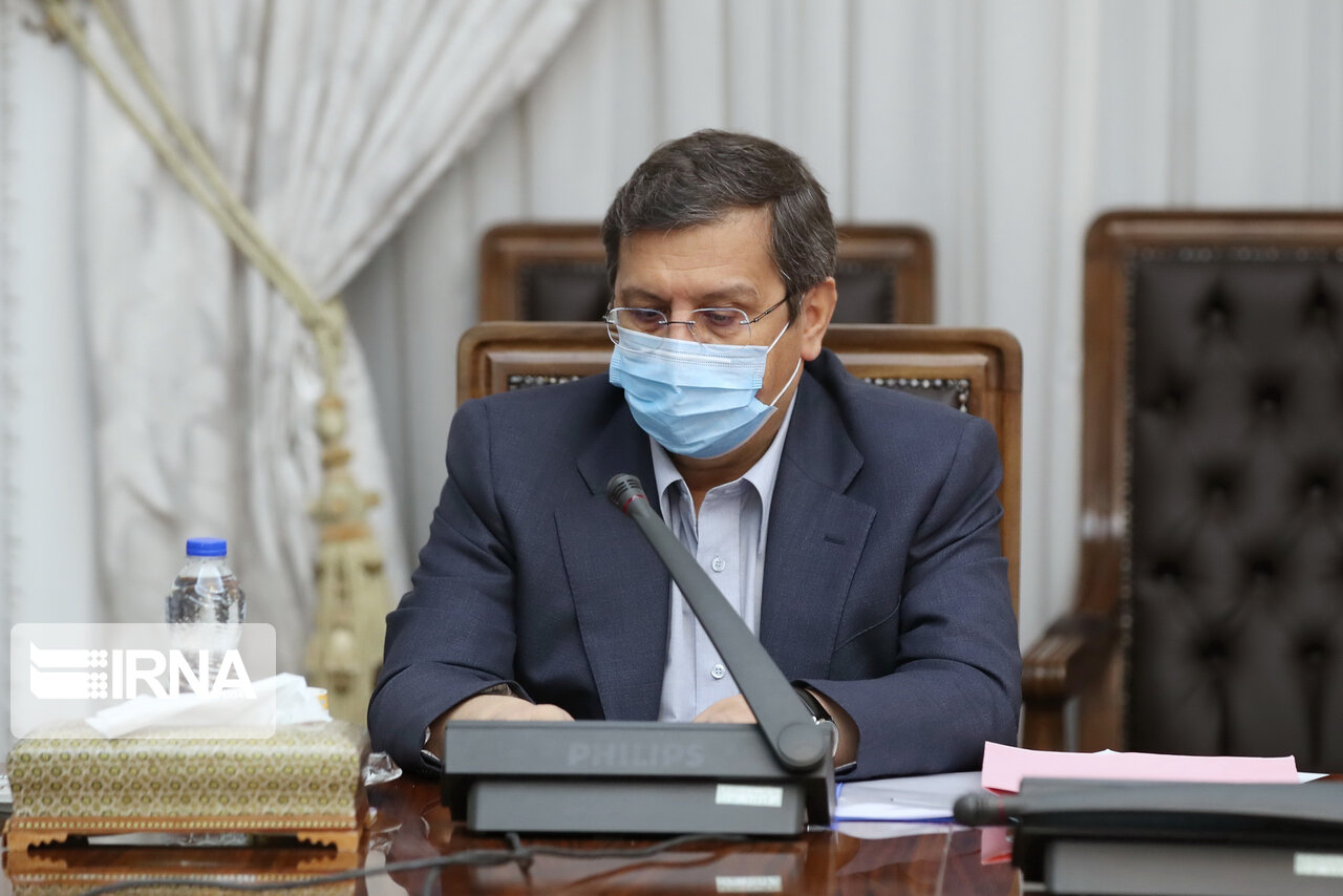 همتی:خرید واکسن کرونا به دلیل تحریم آمریکا با مانع مواجه شده است همتی:خرید واکسن کرونا به دلیل تحریم آمریکا با مانع مواجه شده است