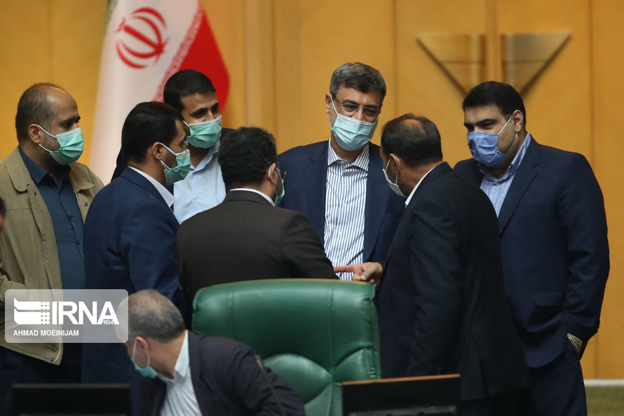 نمایندگان با تست روانی و پزشکی داوطلبان ریاست جمهوری مخالفت کردند نمایندگان با تست روانی و پزشکی داوطلبان ریاست جمهوری مخالفت کردند