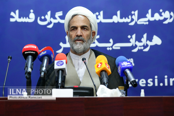 گزارش رئیس سازمان بازرسی درباره تخریب یک آلونک در بندرعباس/ آغاز بررسی ادعای آزمایش داروهای خارجی بر روی ۳ هزار بیمار ایرانی گزارش رئیس سازمان بازرسی درباره تخریب یک آلونک در بندرعباس/ آغاز بررسی ادعای آزمایش داروهای خارجی بر روی ۳ هزار بیمار ایرانی