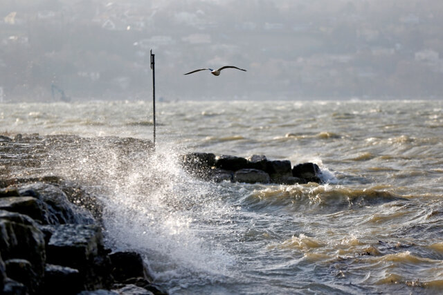 هشدار هواشناسی نسبت به وزش باد شدید، تلاطم دریا و خیزش گرد و خاک