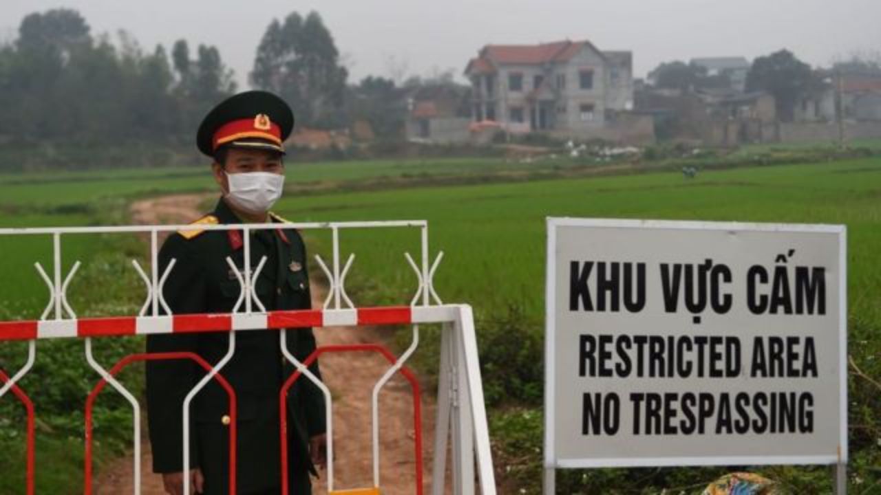 مجازات بی‌احترامی به پروتکل‌های بهداشتی در ویتنام ۲ سال زندان است