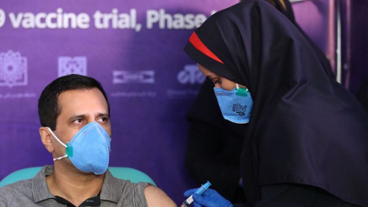 مجری مطالعات بالینی واکسن ایرانی کرونا:مرحله آخر تست انسانی واکسن ایران برکت ظرف ۲ هفته آینده آغاز می‌شود