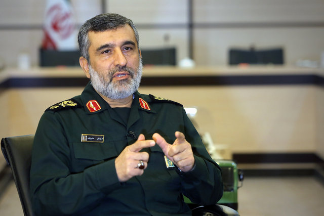 فرمانده نیروی هوافضای سپاه روز ارتش را تبریک گفت فرمانده نیروی هوافضای سپاه روز ارتش را تبریک گفت