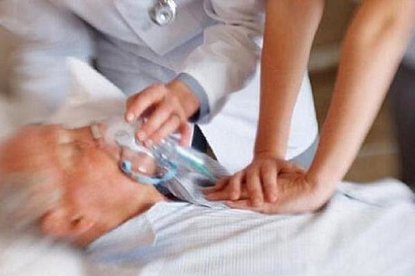 کرونا علاوه بر سکته مغزی ریسک مرگ بیماران را دو برابر می‌کند