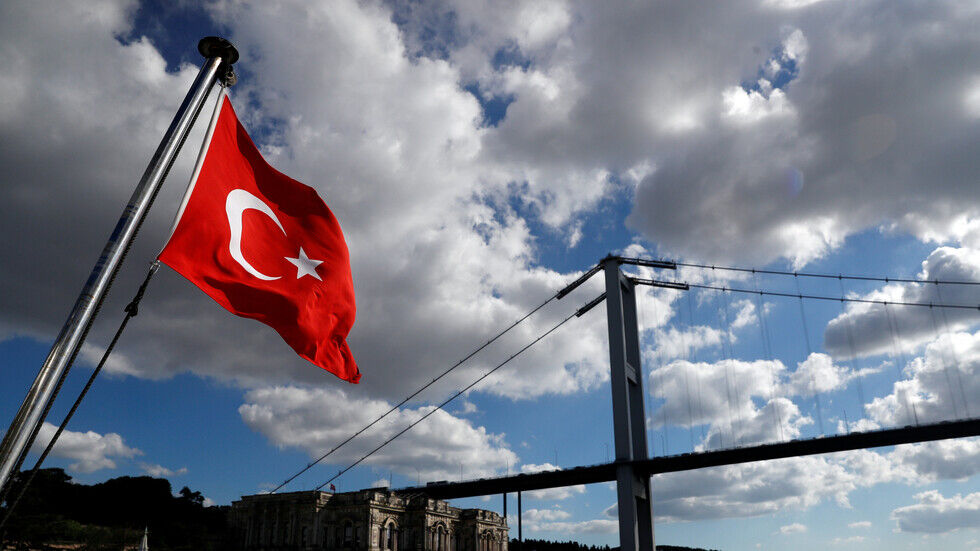 پلیس ترکیه ۱۵۰ نفر از نیرو‌های ارتش را بازداشت کرد